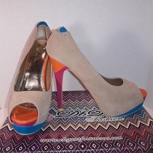 DB DK fashion tan platform heels size 8 1/2